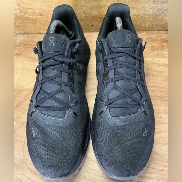 On CloudTilt REFLECTIVE LIGHTWEIGHT Mens Size 9.5 Running Shoes Sneakers Black - Picture 3 of 12